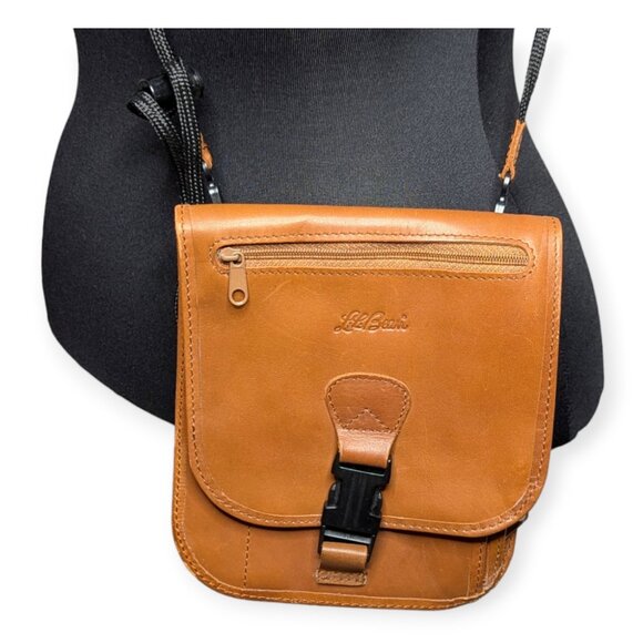 LL Bean Full Grain Leather Crossbody Travel Bag - Picture 2 of 12